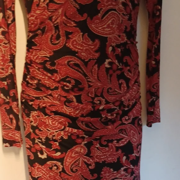 NWT Tommy Hilfiger Red and Black Paisley Long Sleeve Dress - Picture 7 of 11